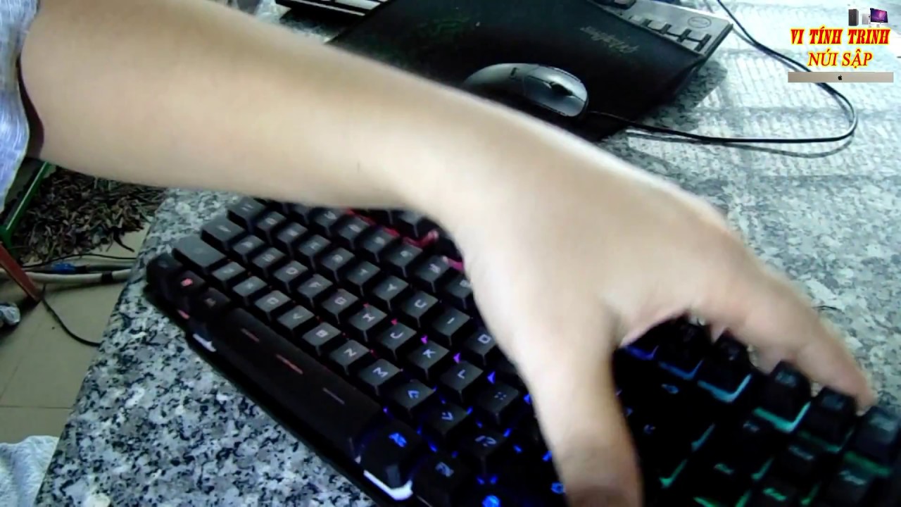 Bàn Phím Bosston Giả Cơ