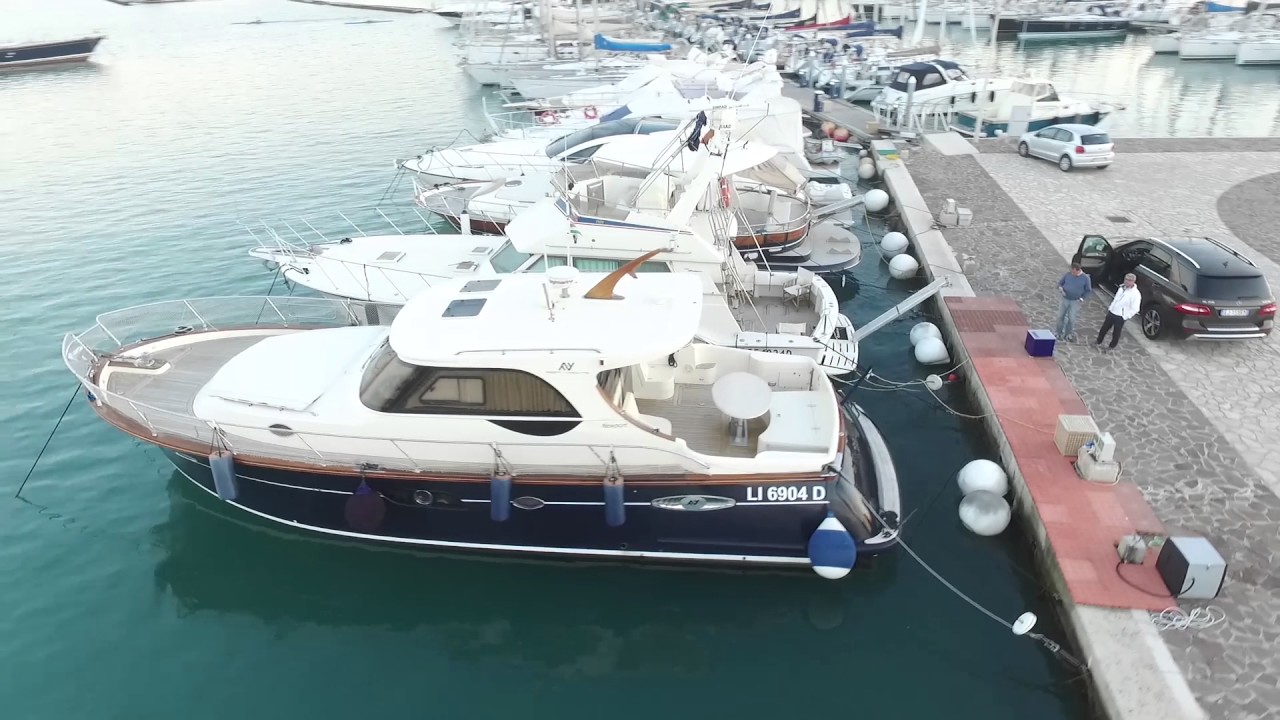 Video Drone Newport 46 usato in vendita - for sale - www.abayachting.com - info@abayachting.com