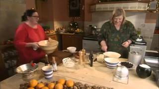 Two Fat Ladies S02E07 Christmas Special