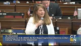 House Debates Banning Cell Phone Use in School