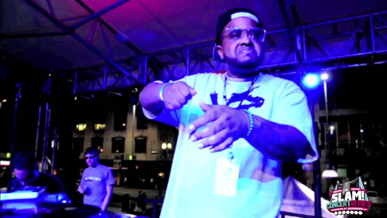 SelfDiploma.com Presents THE DUBSTEP EDITION on Fountain Square (July 9, 2011 - Cincinnati, OH)