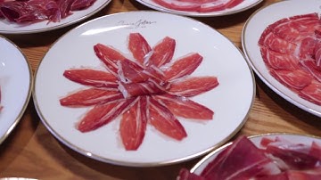 How to carve a Cinco Jotas acorn-fed 100% Iberian boneless ham