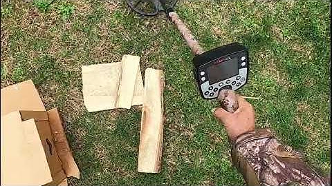 Etrac and Deus 2 compared on sandwiched clad dime between square tabs