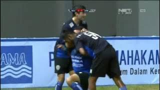 Highlights Mitra Kukar vs Arema Cronus [2-1] Semifinal Leg 1 Sudirman Cup 10 Januari 2016