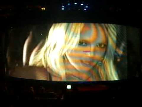 Britney Spears Circus Tour Atlanta 03/05/09 Marilyn Manson Sweet Dreams Seg.