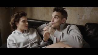 Robbie Williams - Marc O'Polo Promo "A confident man wears pink!"