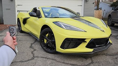 2022 Chevrolet Corvette Convertible C8 R Edition: Cold Start, Exhaust, Test Drive and Walkaround