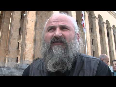 საერო და სასულიერო პირები ანტიდისკრიმინაციული კანონის წინააღმდეგ