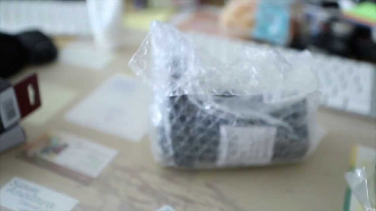 Canon 5D Mark III BG E11 unboxing (Third Party)