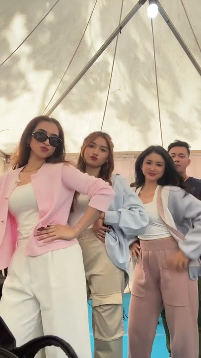 asik banget Eza Gionino joget-joget bareng Adinda Azani cs #shorts