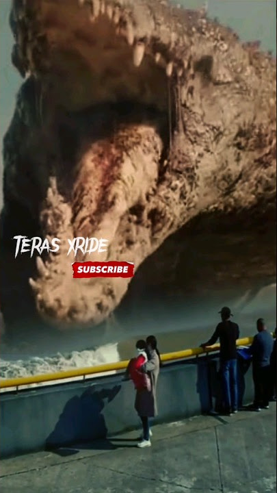 See the giant crocodile that looks like Riska? #shorts #animals