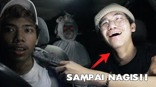 PRANK POCONG SAMPAI NANGIS LONCAT DARI MOBIL - part 2