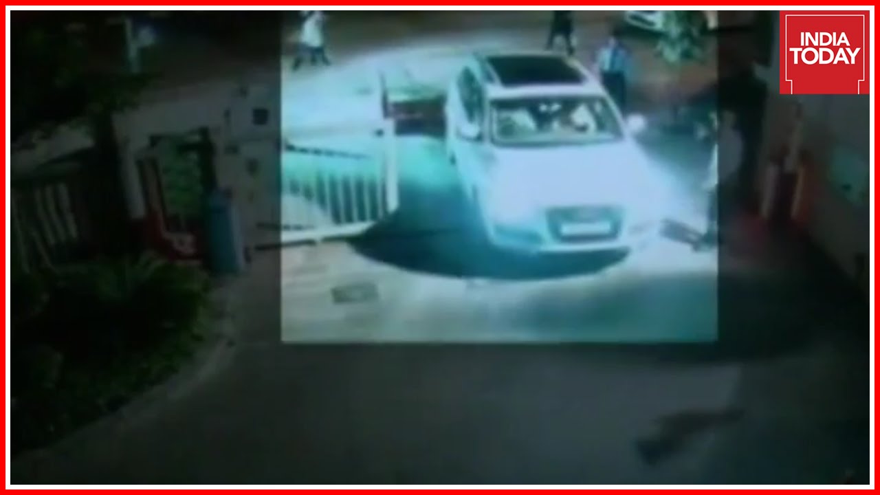 Audi 7 Car Theft Caught On Camera - YouTube