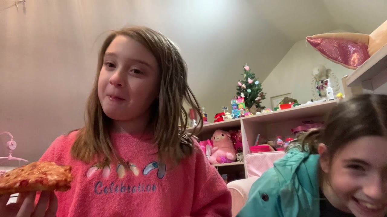 Doing truth or dare with ruby and playing pack man 😀😍🌸💕 - YouTube