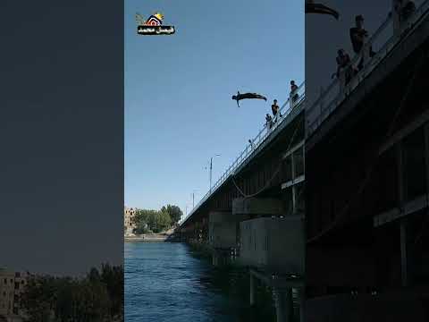 عدي السعيدي من فوق جسر الرقة