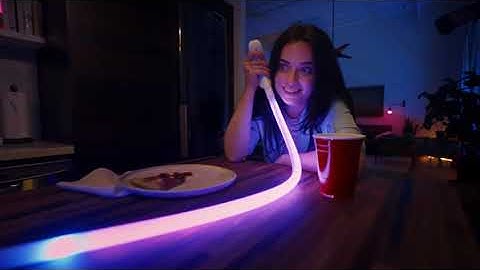 Light Pong - 1-Dimensional Party Game with a Light Tube
