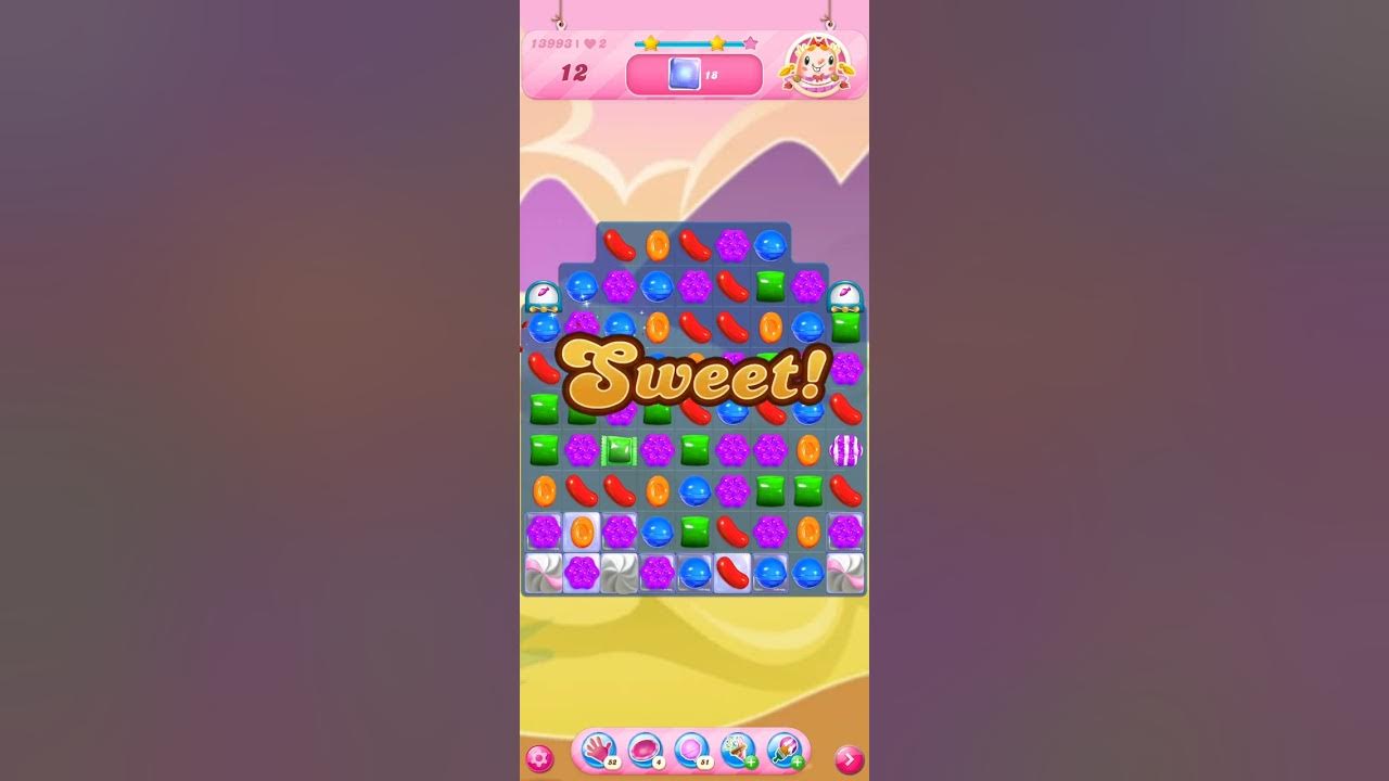 Candy crushing игра. Crush игра. Игра кэнди краш сага. Игра candy crush. Игра кэнди краш сага.