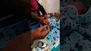 RBS Check Preterm 😱#shorts #nicucare #hospitalcare #medical #babaycute #glucose #pretermbaby