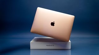 Apple's Most Affordable Laptop! // MacBook Air 2019