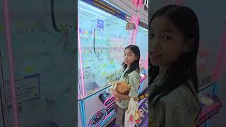 Capit Boneka Beruang Putih