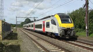 NMBS Desiro 08195 komt aan op station Ghlin