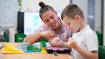 How Oasis Academy use Grid Communication software in the classroom