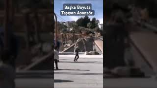 Başka Boyuta Taşıyan Asansör Resimi