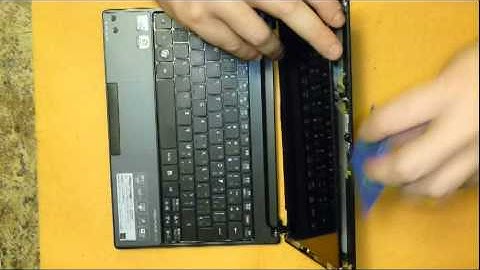 Laptop screen replacement / How to replace laptop screen Aspire One D255E-13605