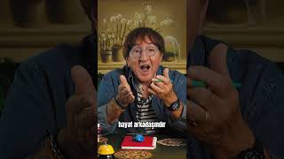 Çalışan Erkek Her Şeye Hakkı Olduğunu Düşünür Ali Poyrazoğlu Gölgede Muhabbet Resimi