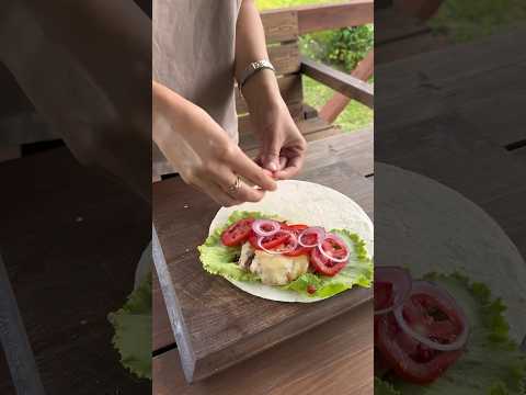 Бургер в лаваше 🍔#рецепты#еда#food#grill#burger#рекомендации#рек#shorts#asmr