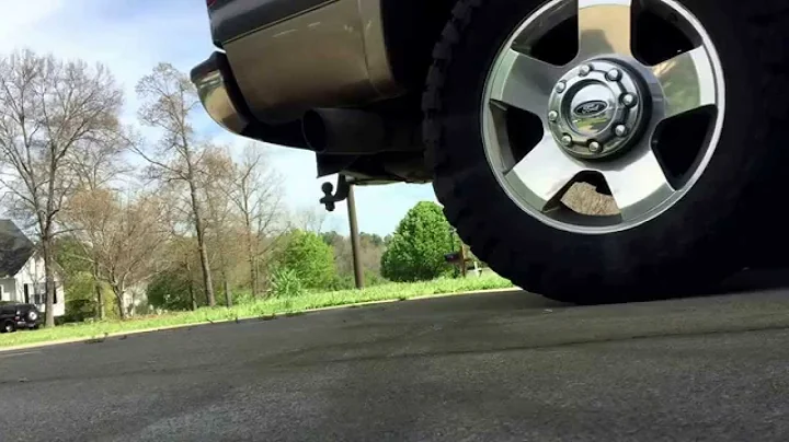 2007 6.0 Powerstroke Cold Start - Straight Pipe