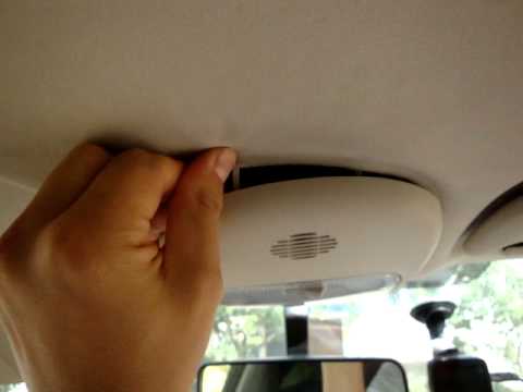 Citroen C4 (LC) Hatchback - Снятие переднего плафона освещения