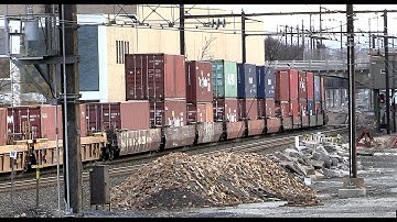 Norfolk Southern train 8134 GE ES44AC leads 1144 EMD SD70ACe, Intermodal Harrisburg, Pa.