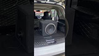 Лайфхак в автозвуке 👌 Как быстро вытащить сабвуфер #shorts #subwoofer #caraudio #music #автозвук