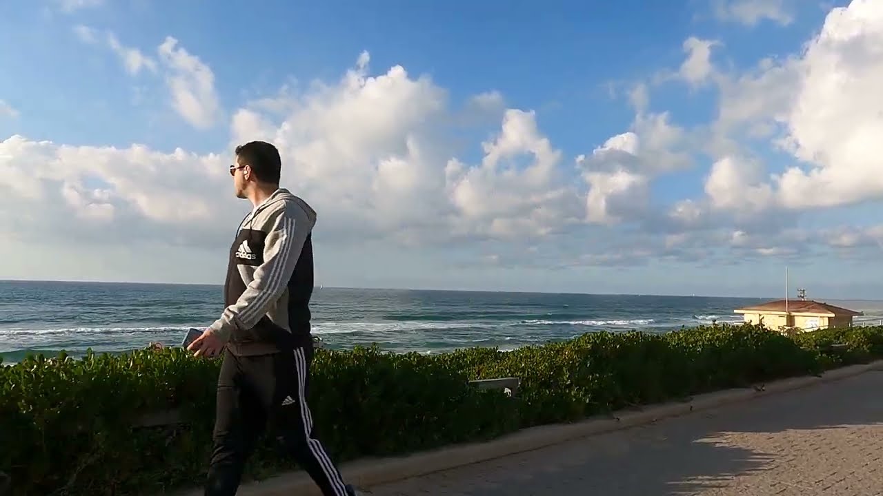 הטיילת החדשה בין חוף תל-ברוך לחוף הצוק