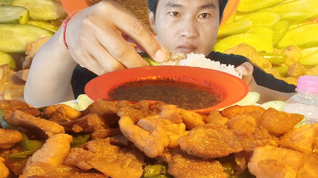 MUKBANG, EATING PORK WITH PEPPER, LEMON JUICE AND CUCUMBER Ratha eats
