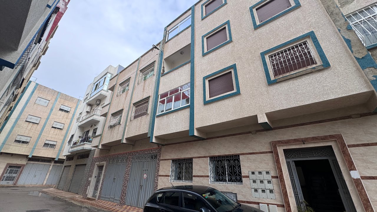 دار ثمنها 37 مليون الموقع بوسافو تطوان وقريبة لمرجان  0776548815