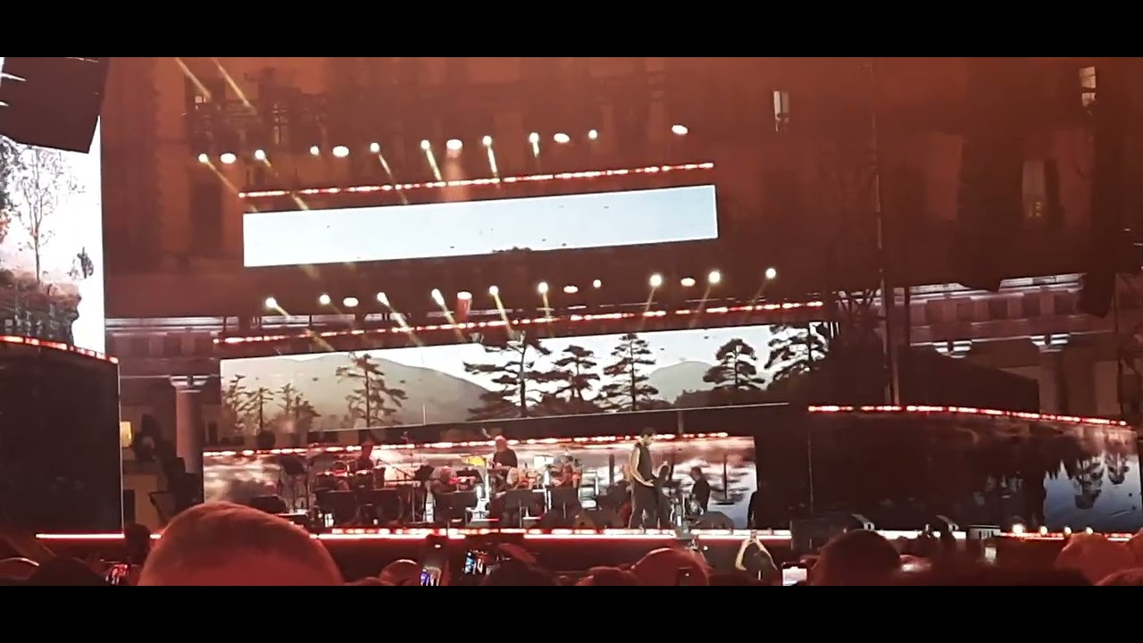 Mahmood canta #terramia di #pinodaniele