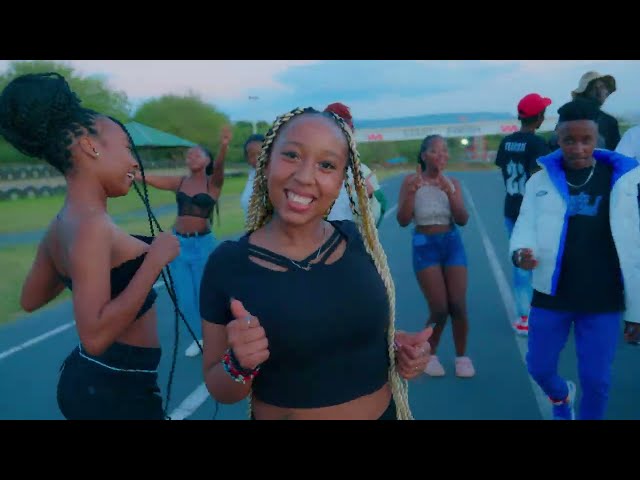 SEANMMG-DANCE YA KUDONJO feat. YBWSmith(OFFICIAL MUSIC VIDEO) class=
