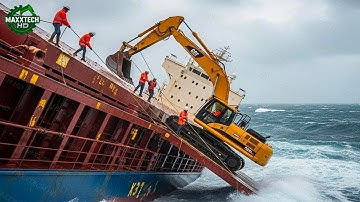 Jaw-Dropping Excavator Operator Skills Caught on Camera So Crazy You’d Think They’re Fake! #7