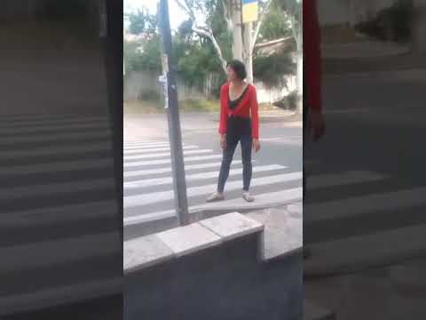 Пьяная отсосала в машине Пьяная отсосала в машине