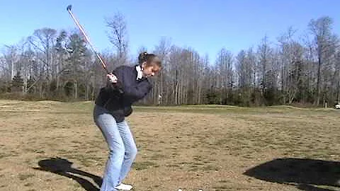 Kelly Sumner pitch down the line