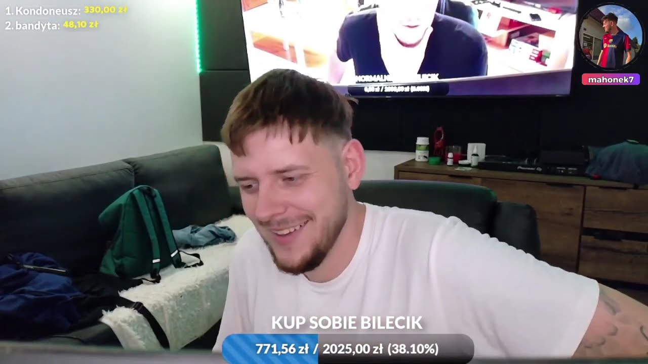 Mahonek dzwoni: samochody, fotel, hotel dla boksera