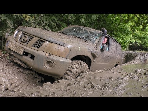 Video: Off-Roading 101: Vad Du Borde Behöva Och Veta Innan Du åker