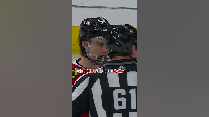 Pardon me, sir. 🎤🙋‍♂️: Connor Bedard has a friendly request
