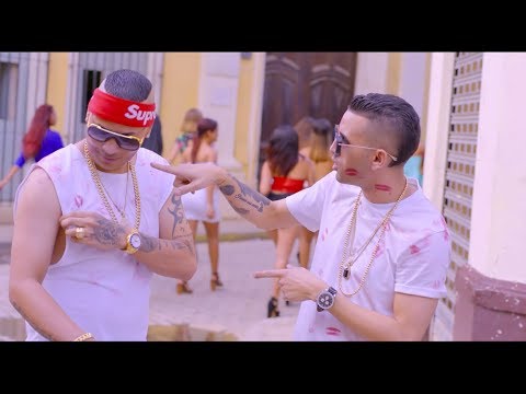 Jacob Forever  ft. Lenier - El Beso (Video Oficial)