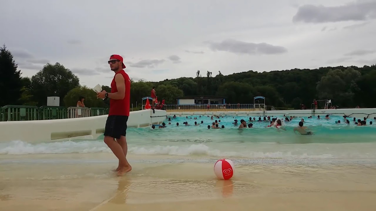 Piscine à vagues Étampes YouTube Piscine à vagues Étampes YouTube