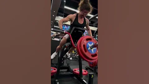 most shredded strong female bodybuilder #short