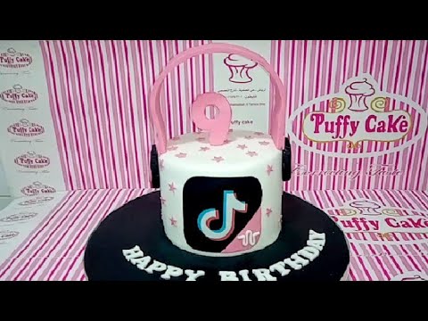 tik tok cakes.