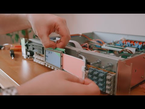 Replacing the AKAI S3000XL Sampler LCD Backlight with a Modern Solution